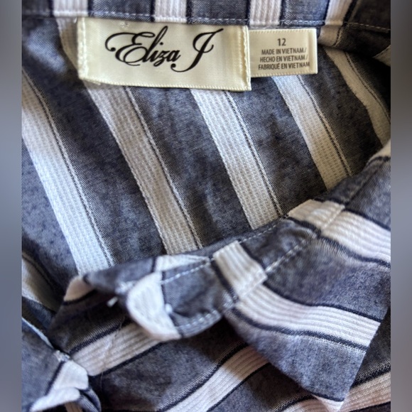 Eliza J Black and White Fit and Flare Dress with Pleated Skirt Size 12 - Picture 6 of 8